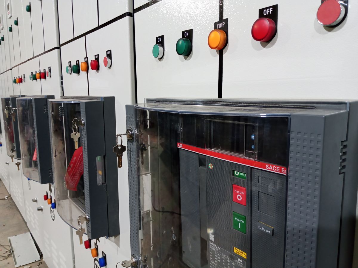 ABB SACE air circuit breaker installation